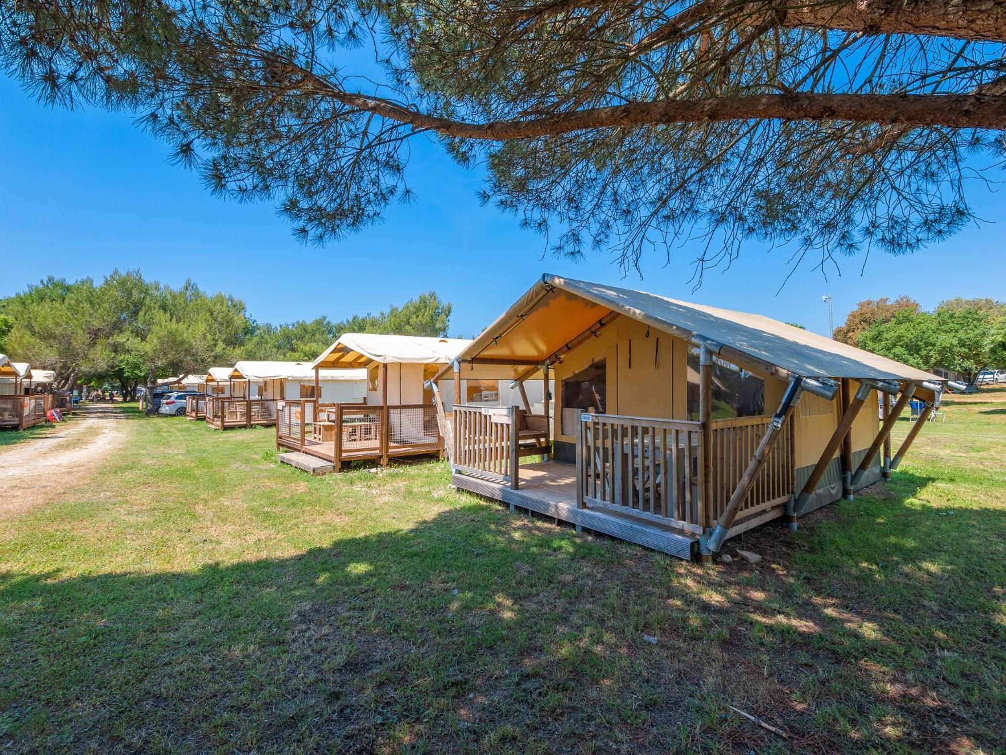Eurocamp Tents At Campsite Polari Ровинь Экстерьер фото